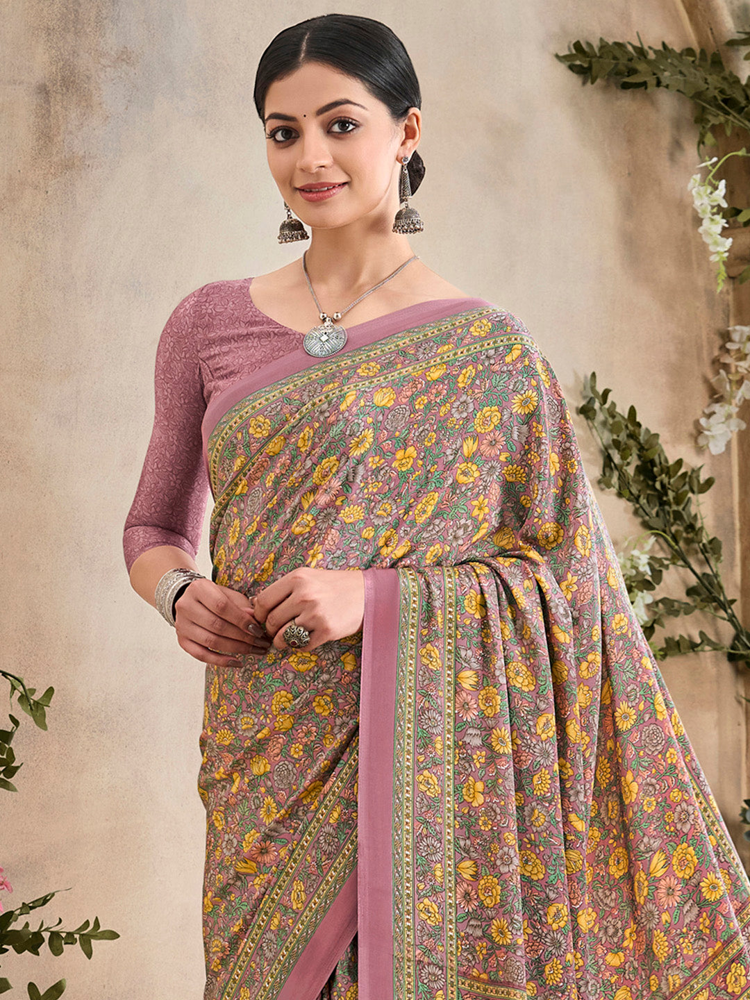 Women's Crepe Mauve Printed Designer Saree With Blouse Piece