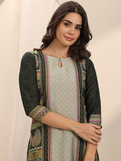 Women Ethnic Motifs Printed Regular Kurta with Trousers & With Dupatta