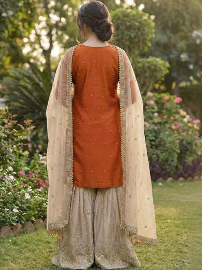 Dhiyona KL Women Ethnic Motifs Embroidered Regular Kurta with Sharara & With Dupatta