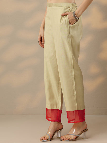 Floral Printed Beads and Stones Straight Kurta With Trousers & Dupatta