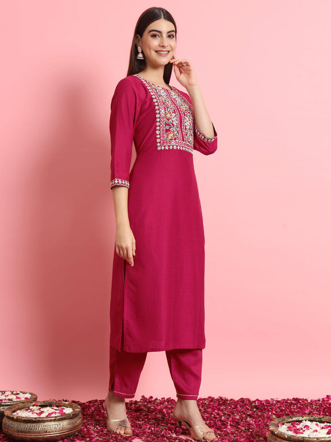 Dhiyona VV Twisha Silk Blend Dori Embroidered Kurta Set