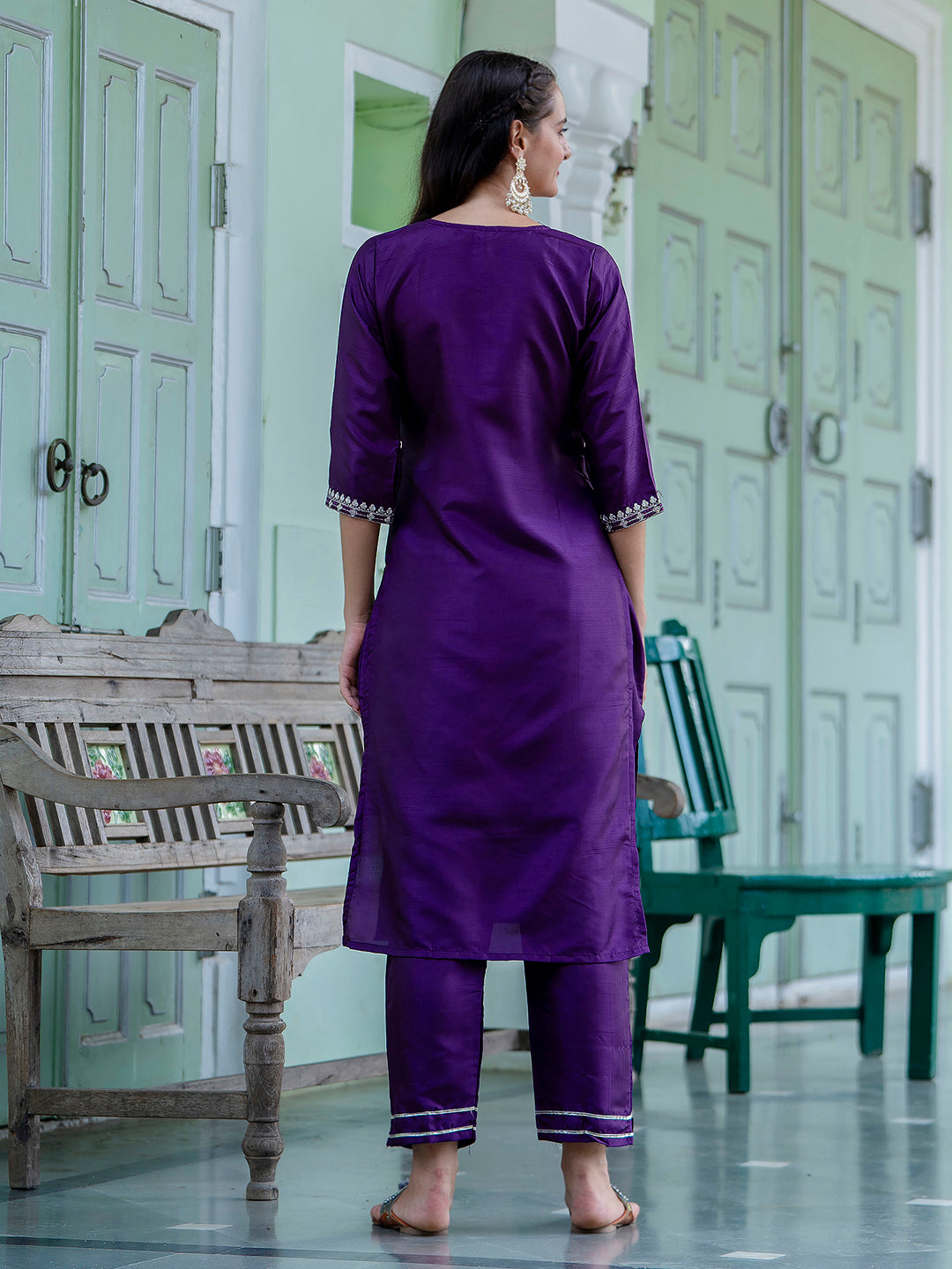 Dhiyona VV Dhara Silk Blend Embroidered Kurta Set with Dupatta