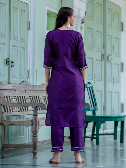 Dhiyona VV Dhara Silk Blend Embroidered Kurta Set with Dupatta