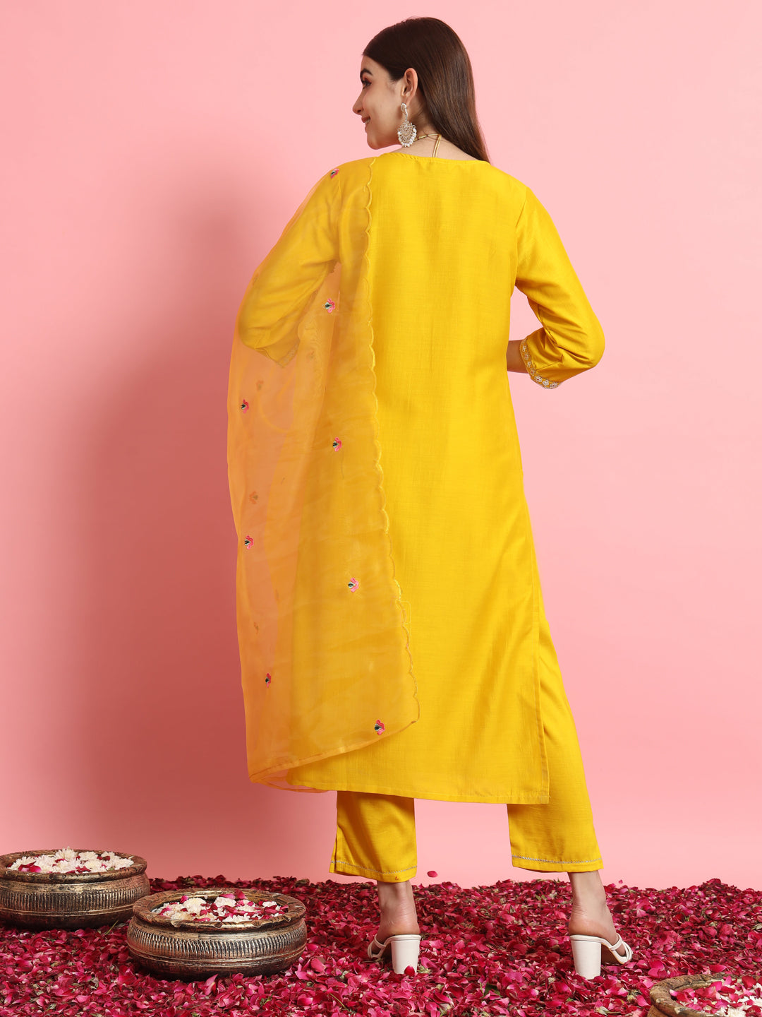 Dhiyona VV Dhanvi Silk Blend Dori Embroidered Kurta Set