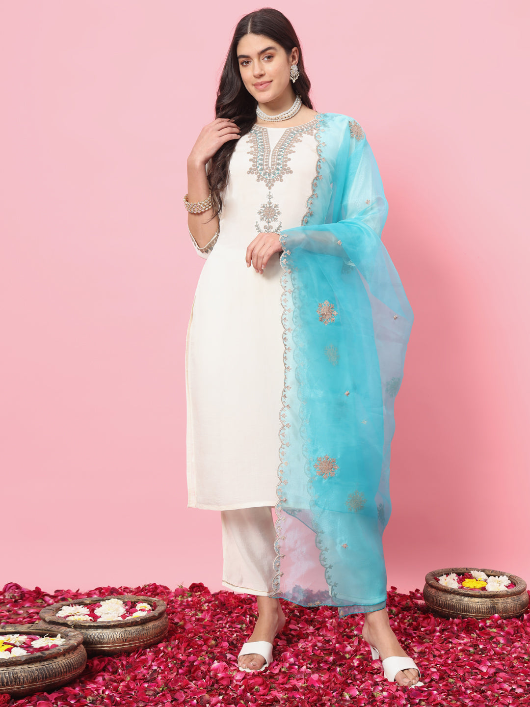 Dhiyona VV Nazm Women Kurta and Trousers Pant Set Silk Blend