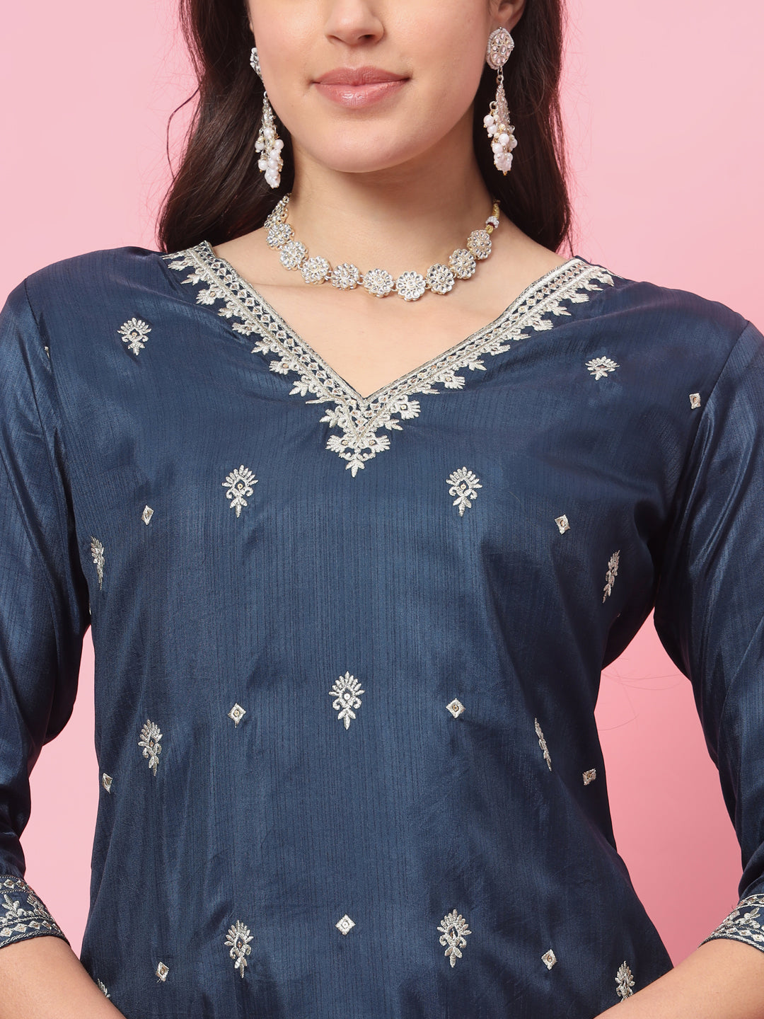 Dhiyona VV Pushp Silk Blend Kurta and Trouser Set with Organza Dupatta