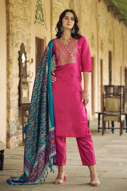 Dhiyona VV Jyoti Women Kurta and Trousers Pant Set Silk Blend