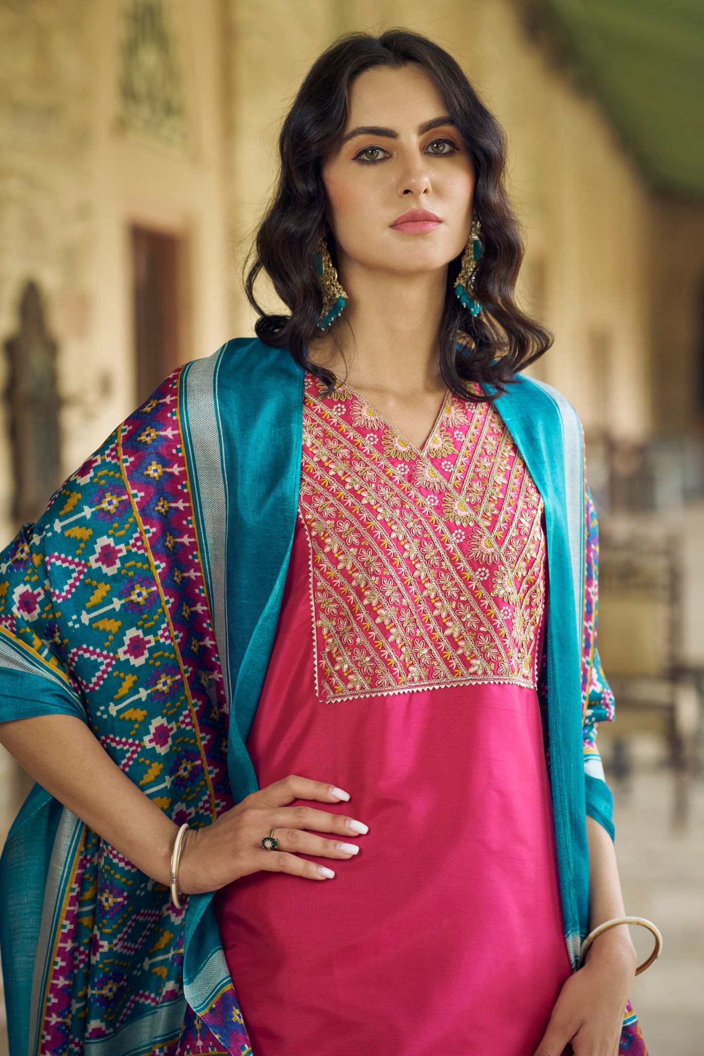 Dhiyona VV Jyoti Women Kurta and Trousers Pant Set Silk Blend