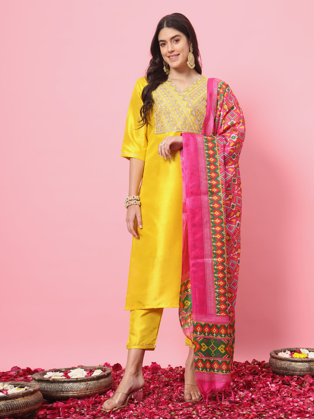 Dhiyona VV Zansi Women Kurta and Trousers Pant Set Silk Blend