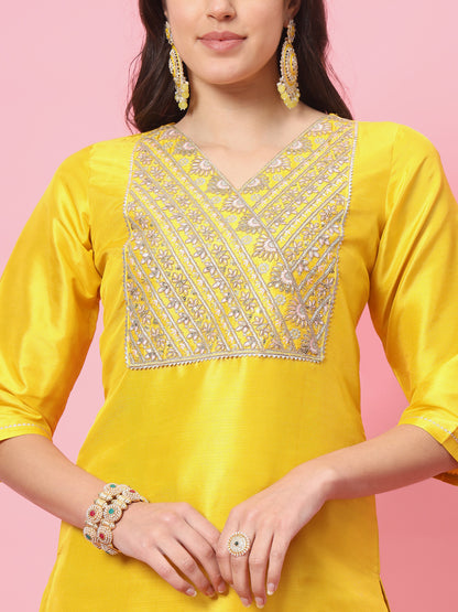 Dhiyona VV Zansi Women Kurta and Trousers Pant Set Silk Blend