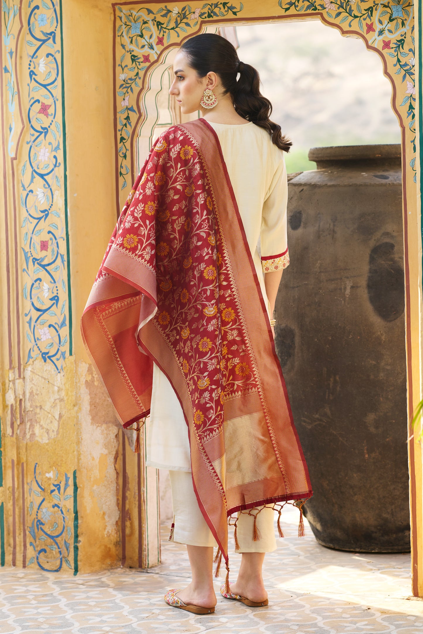 Dhiyona VV Varnika Womens Silk Blend Kurta Pant Set with Banarasi Dupatta Embroidered Ethnic Wear for Elegant Look