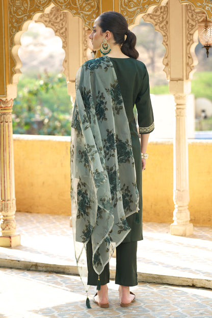 Dhiyona VV Tara Womens Viscose Rayon Kurta Pant Set Embroidered Ethnic Wear with Organza Dupatta