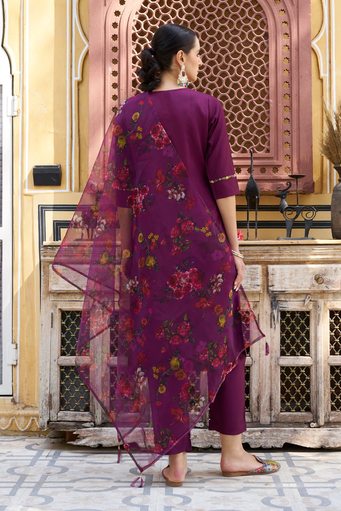 Dhiyona VV Kavya Women Kurta and Pant Sets Viscose Rayon Fabric