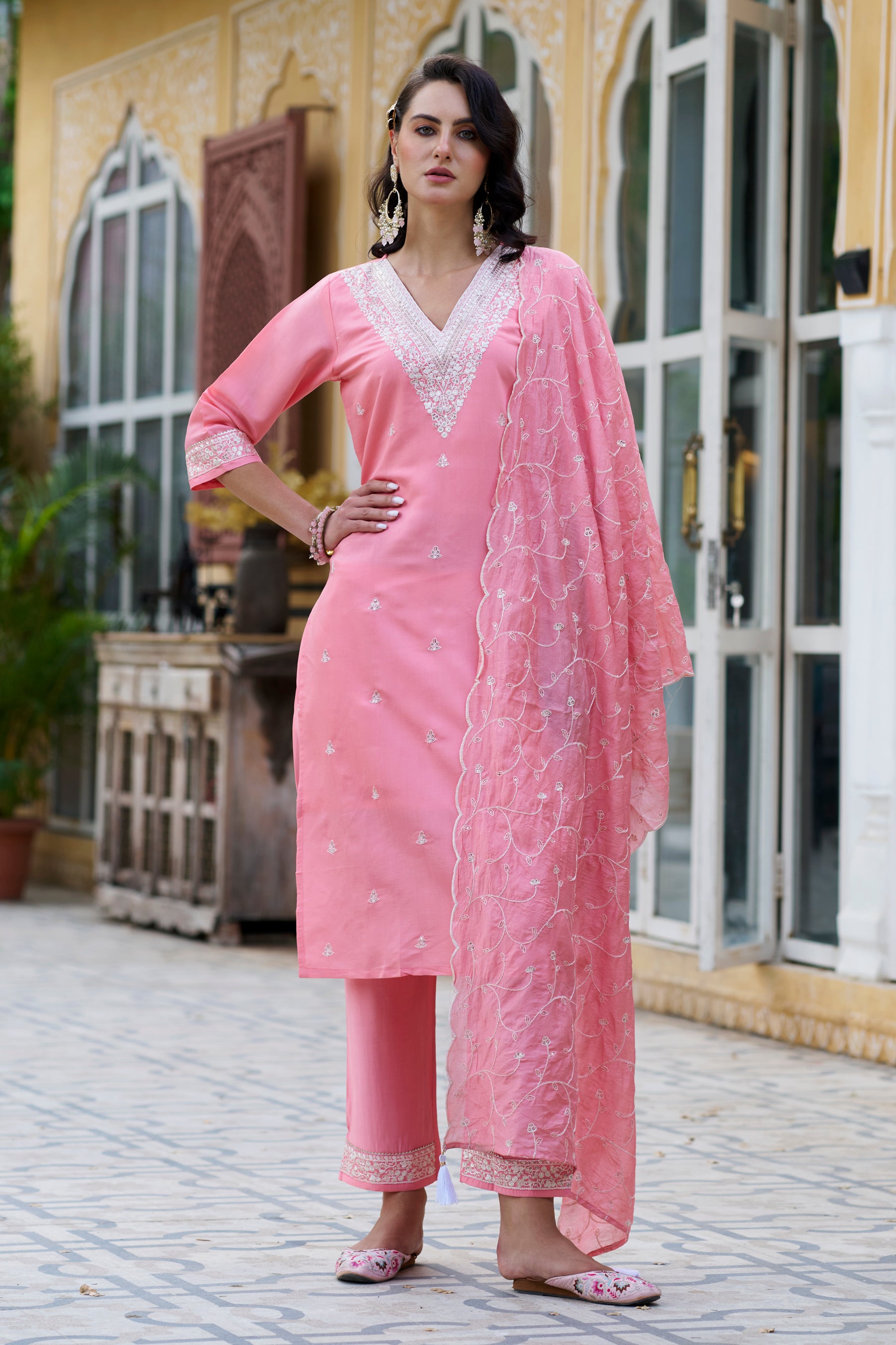 Dhiyona VV Trishna Women Kurta and Pant Sets Silk Blend Fabric