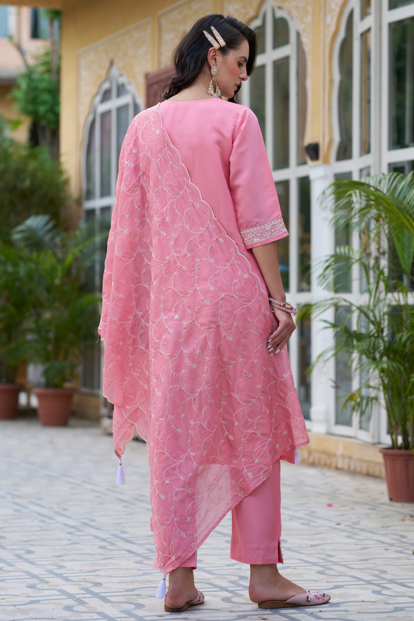 Dhiyona VV Trishna Women Kurta and Pant Sets Silk Blend Fabric