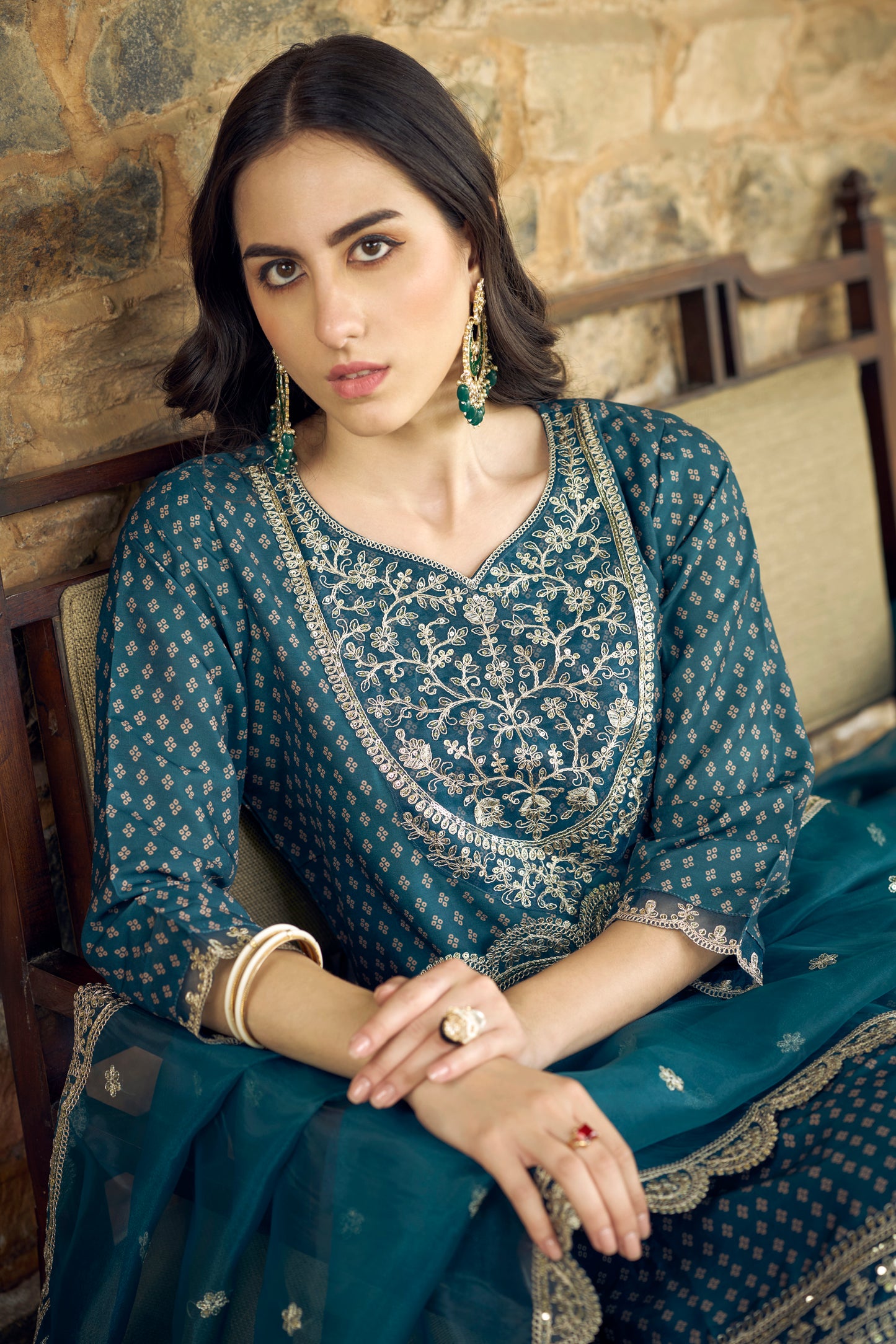 Dhiyona VV Chaitra Women Kurta and Pant Sets Muslin Print Fabric