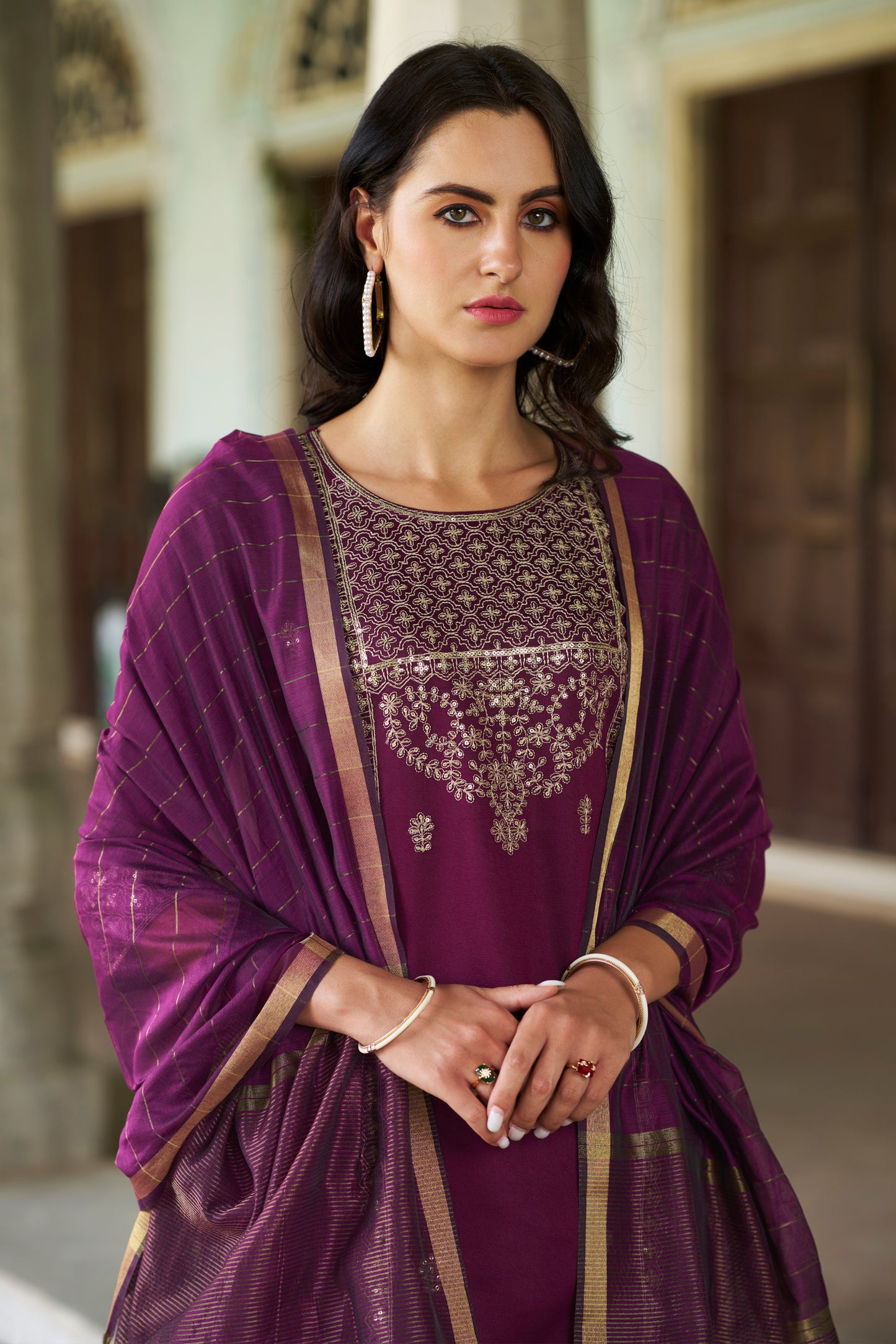 Dhiyona VV Rajsi Women Kurta and Pant Sest Viscose Rayon