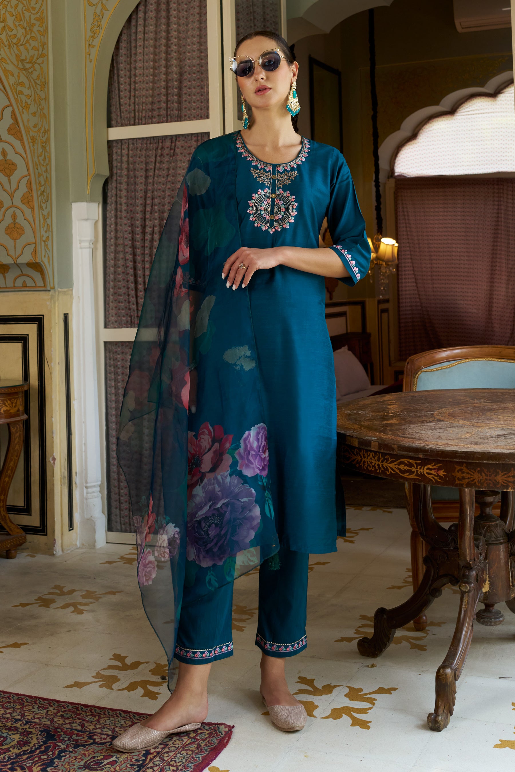 Dhiyona VV Bhoomi Women Kurta and Pant Sets Cotton Silk Fabric