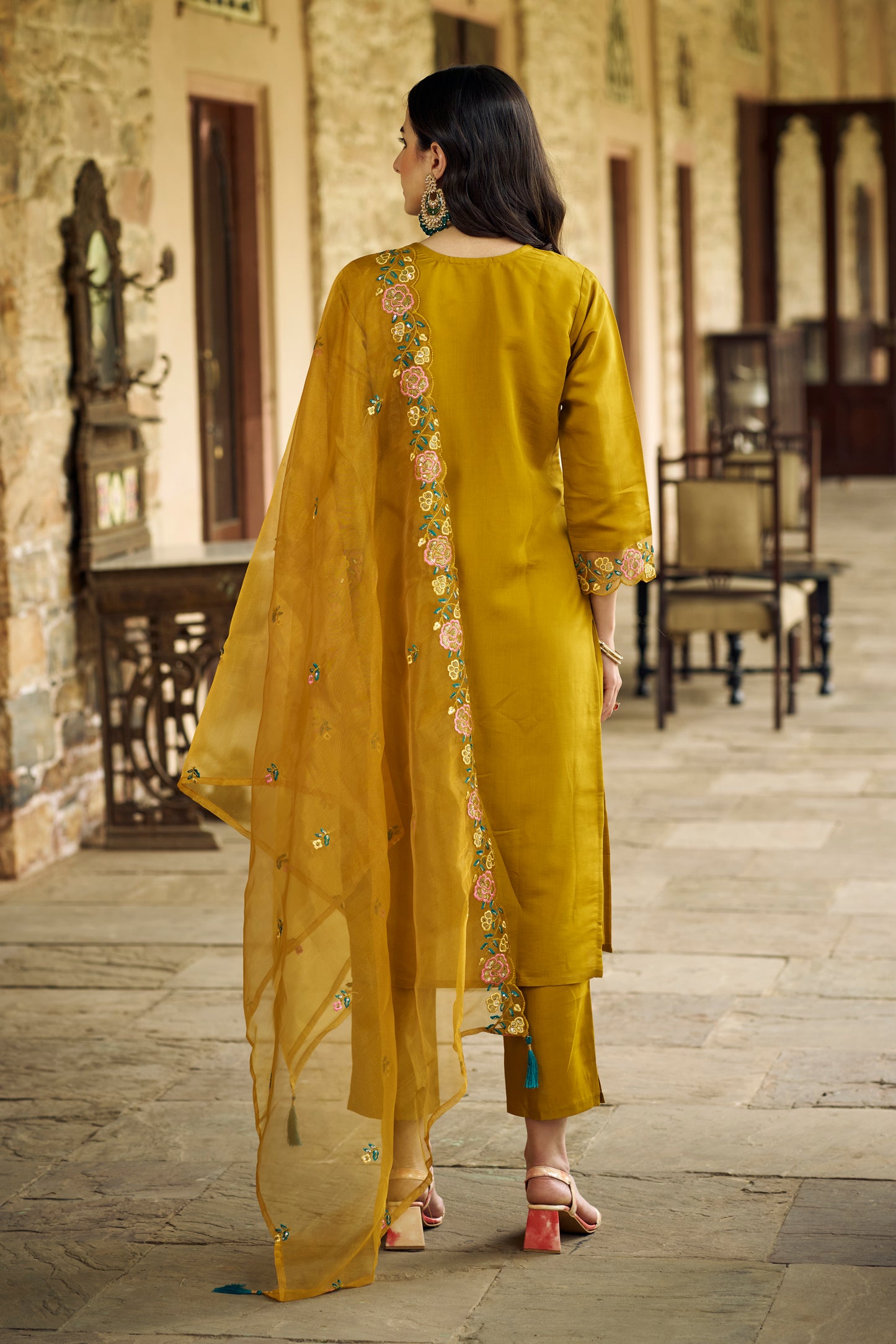 Dhiyona VV Noushin Women's Embroidered Viscose Roman Silk Kurta Pant Set with Organza Dupatta Elegant Lightweight Ethnic Wear