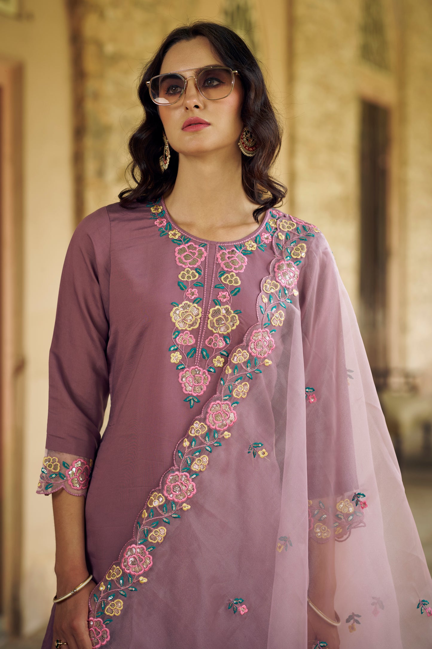 Dhiyona VV Utsav Women Kurta and Pant Sets Viscos Roman Silk Fabric