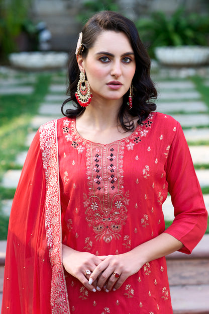 Dhiyona VV Kalpana Women Kurta and Pant Sets Dupatta Viscose Rayon Silk Blend with Handwork