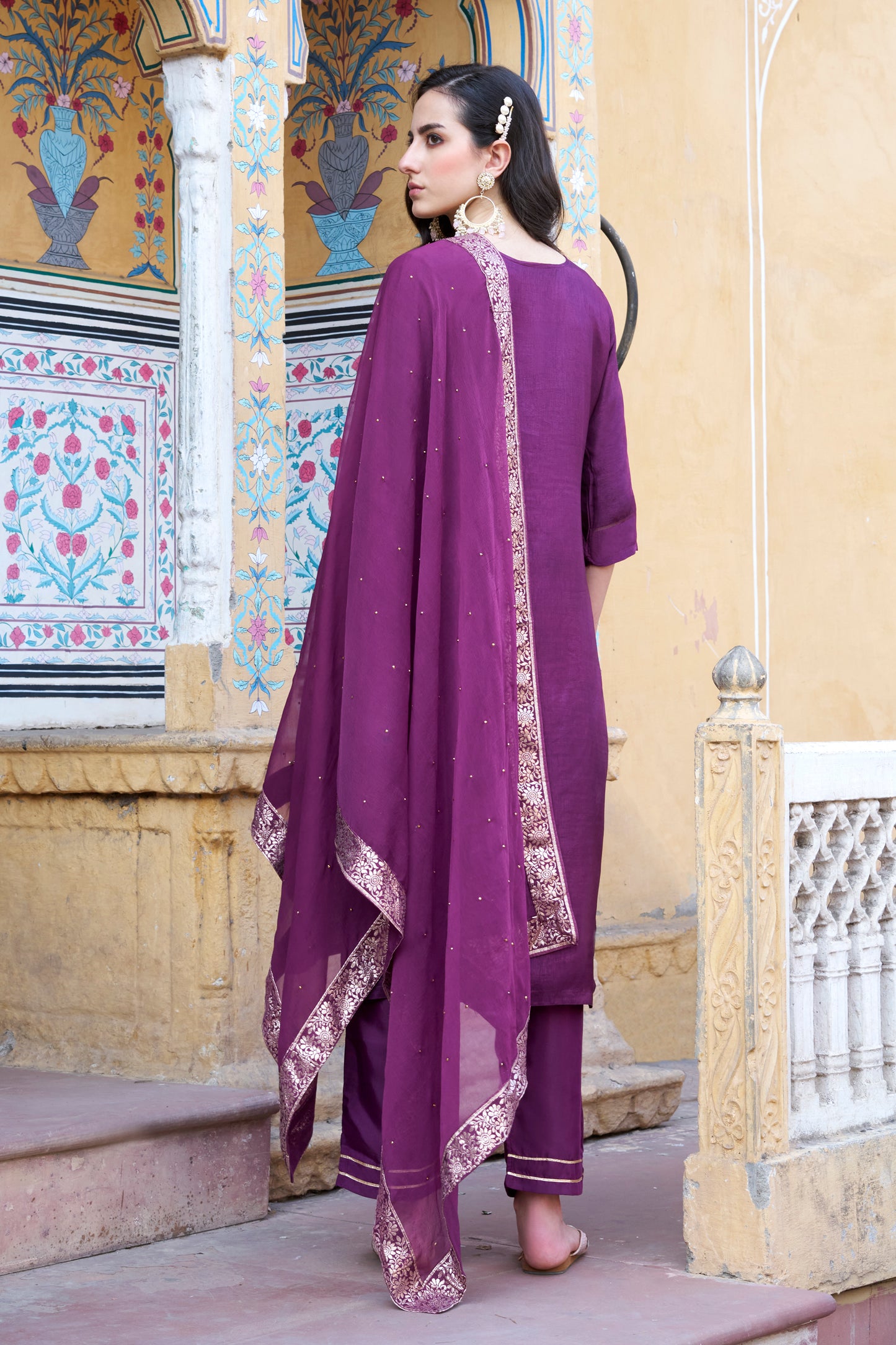 Dhiyona VV Arya Women Kurta and Pant Sets Dupatta Viscose Rayon Silk Blend with Handwork