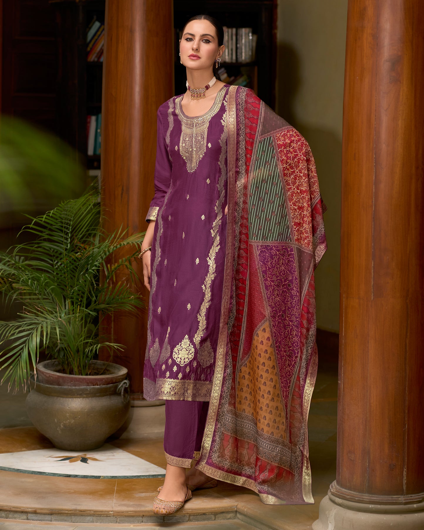 Dhiyona VV Rajtilak Viscose Self Jacquard Women Kurta and Trouser Duppata Set