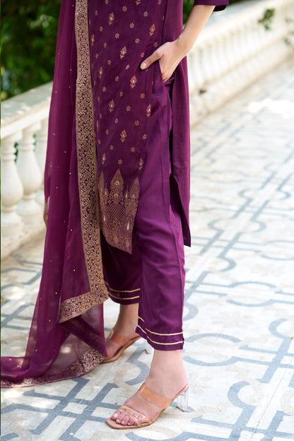 Dhiyona VV Utsav Women Kurta and Pant Sets Dupatta Viscose Rayon Silk Blend with Handwork