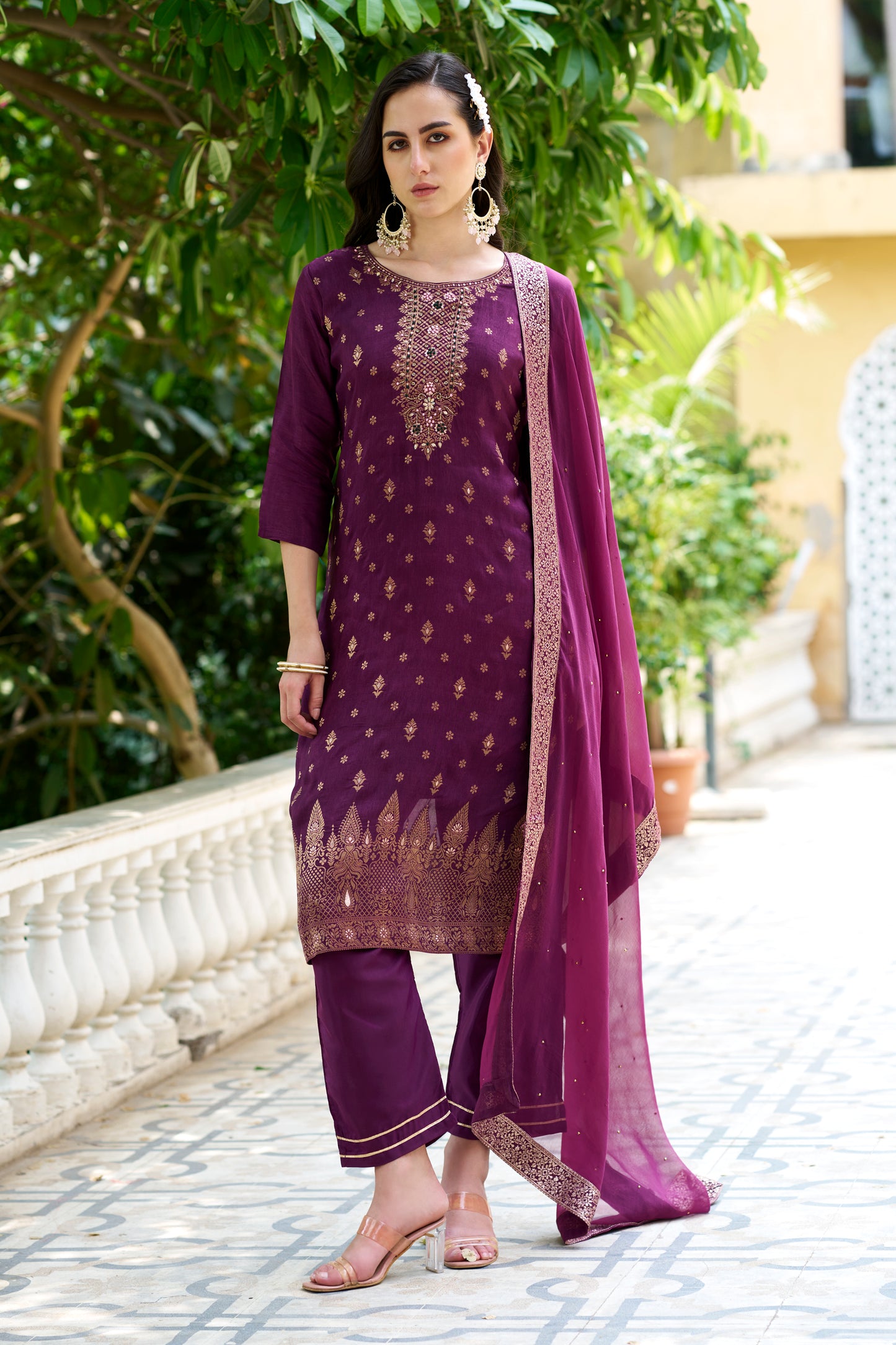 Dhiyona VV Utsav Women Kurta and Pant Sets Dupatta Viscose Rayon Silk Blend with Handwork