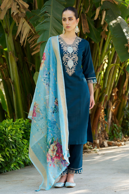 Dhiyona VV Gulaabo Women Kurta and Pant Viscose Rayon Fabric