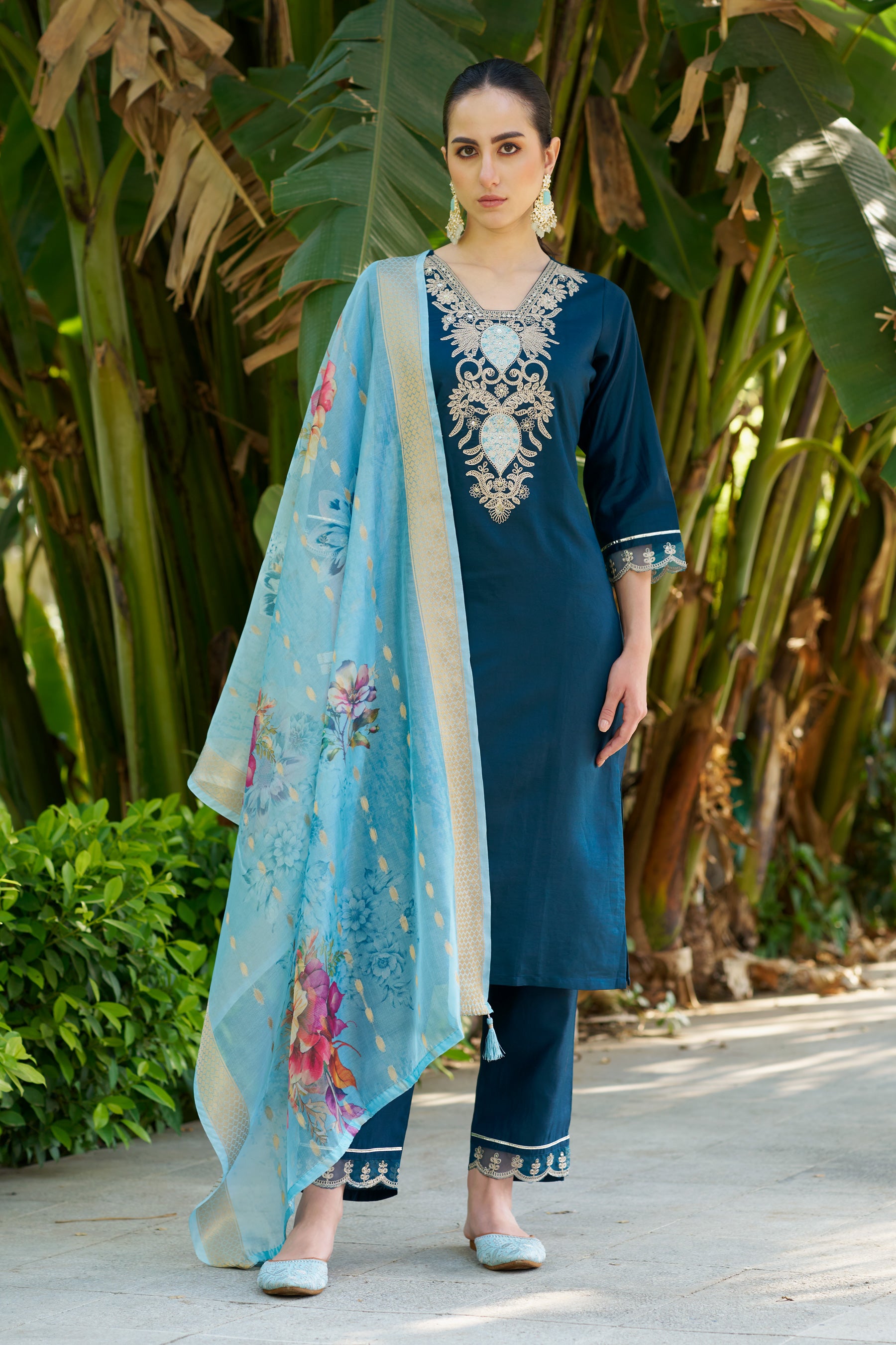 Dhiyona VV Zivaah Women Kurta and Pant Viscose Rayon Fabric