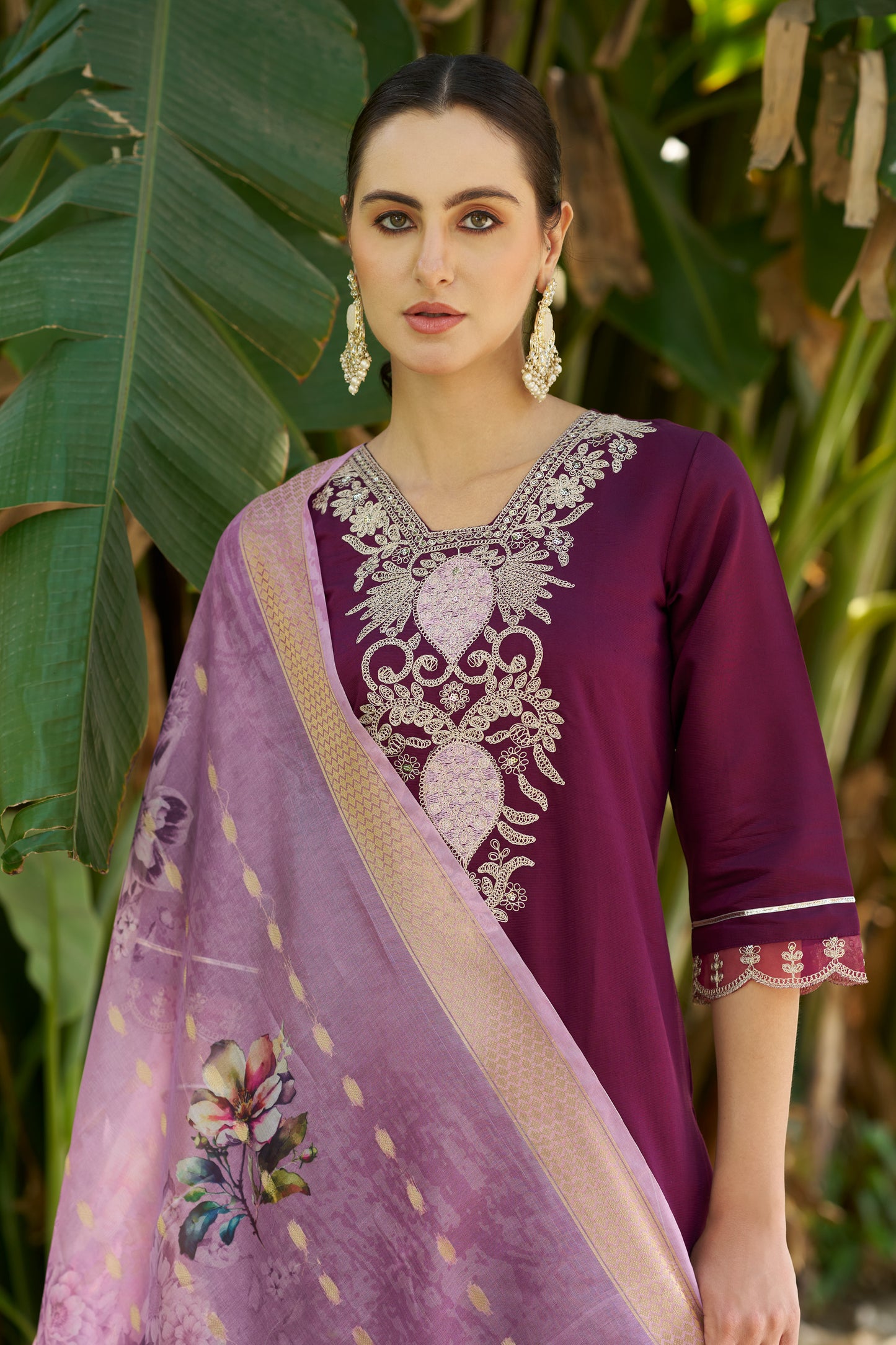 Dhiyona VV Aarambh Women Kurta and Pant Viscose Rayon Fabric