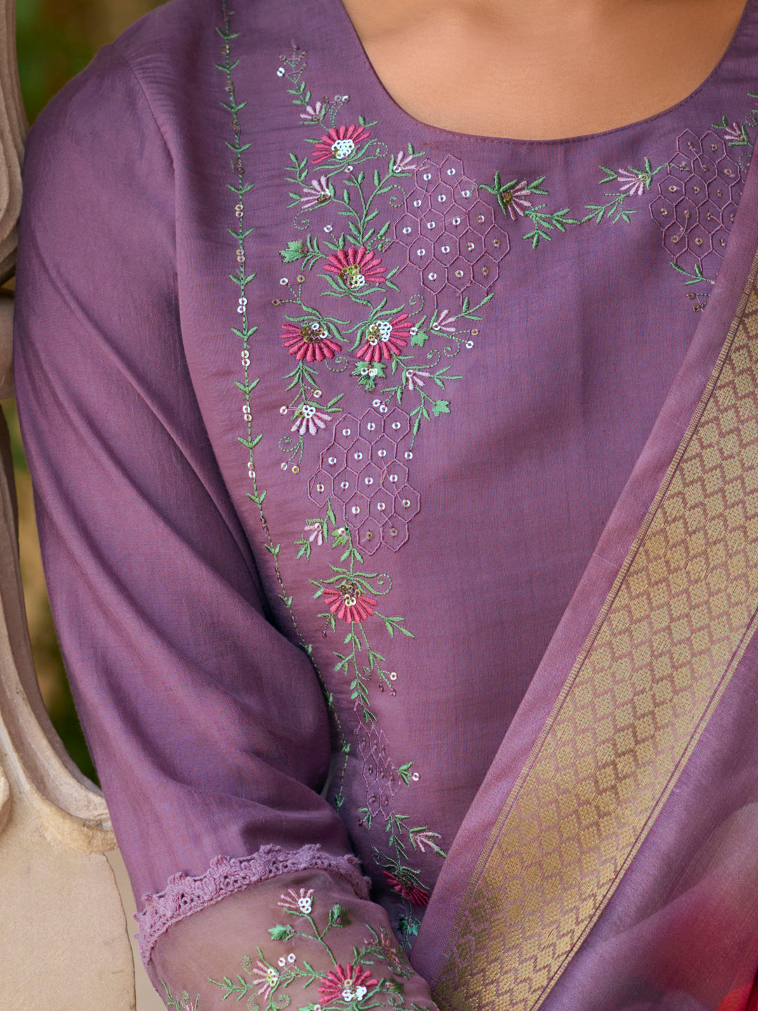 Dhiyona VV Saleena Viscose Silk Embroidery Straight Kurta Pant with Dupatta Suits