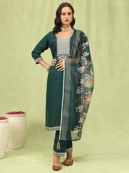 Dhiyona VV Aayushi Womens Viscose Roman Silk Embroidery Straight Kurta Pant with Dupatta Set