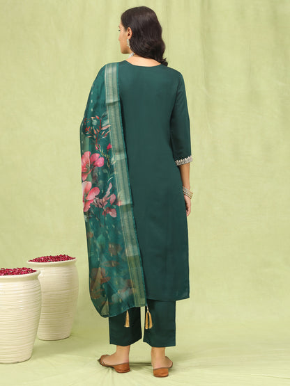 Dhiyona VV Anjali Womens Viscose Roman Silk Embroidery Straight Kurta Pant with Dupatta Set