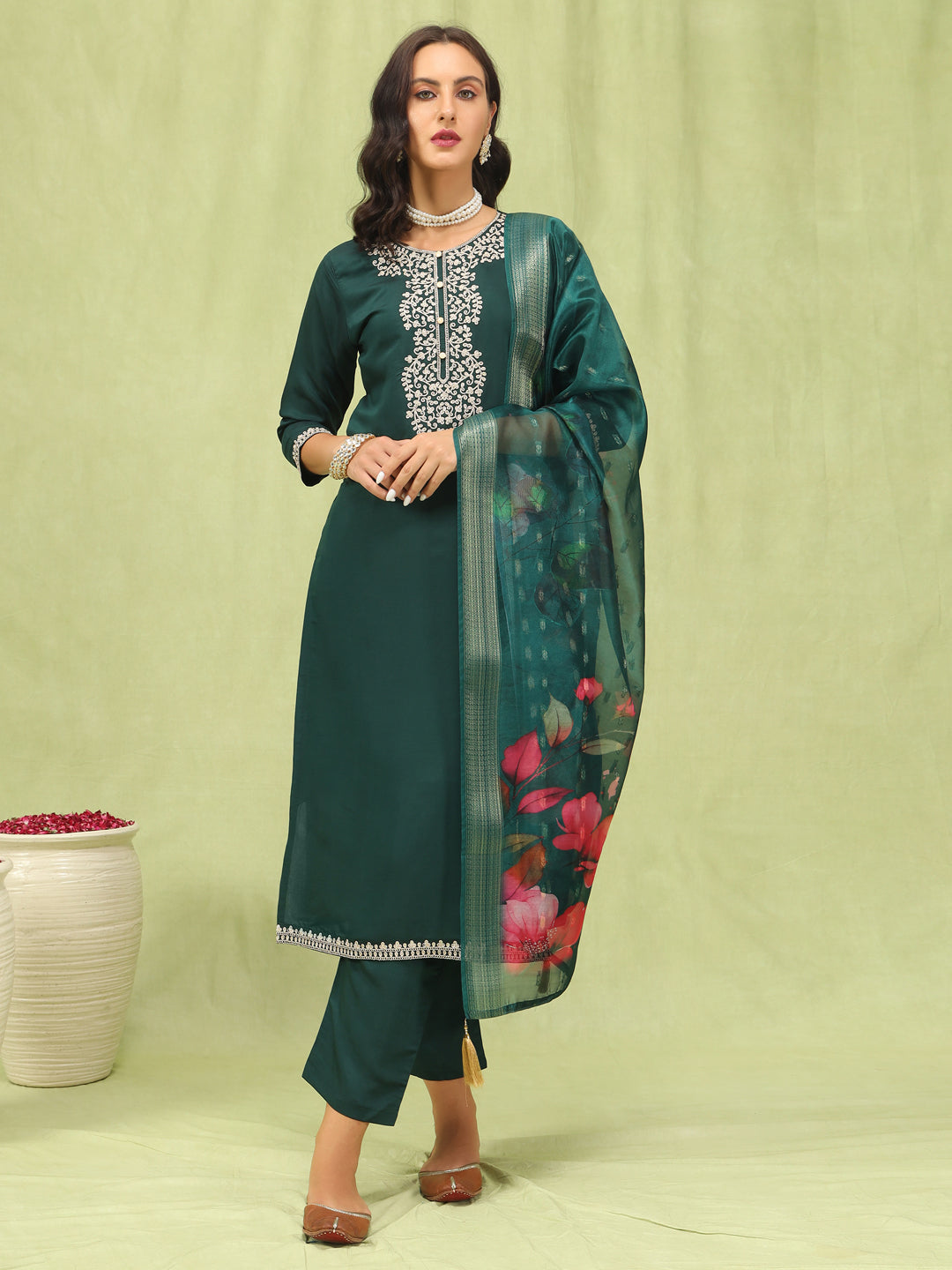 Dhiyona VV Anjali Womens Viscose Roman Silk Embroidery Straight Kurta Pant with Dupatta Set