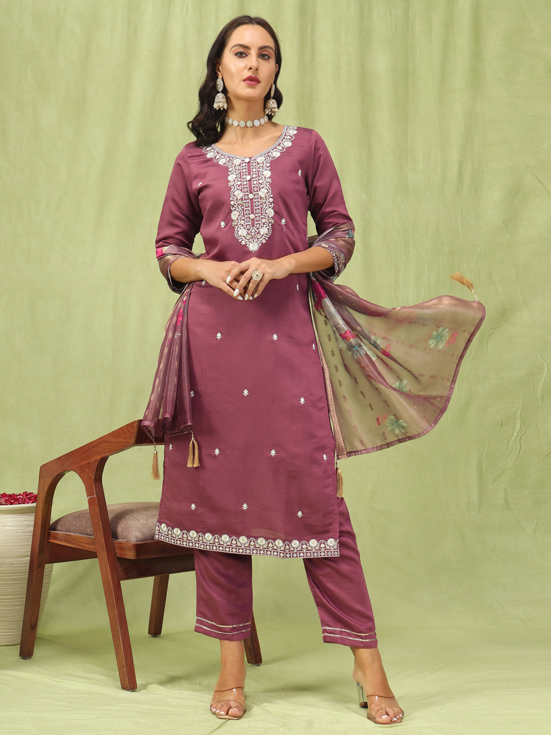 Dhiyona VV Paavani Viscose Roman Silk Embroidery Straight Kurta Pant with Organza Dupatta Set