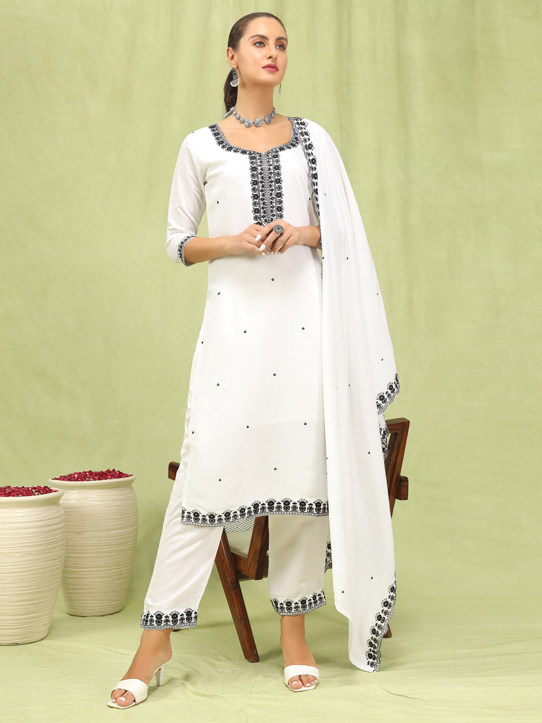 Dhiyona VV Aranya Womens Viscose Roman Silk Embroidery Straight Kurta Pant with Dupatta Set