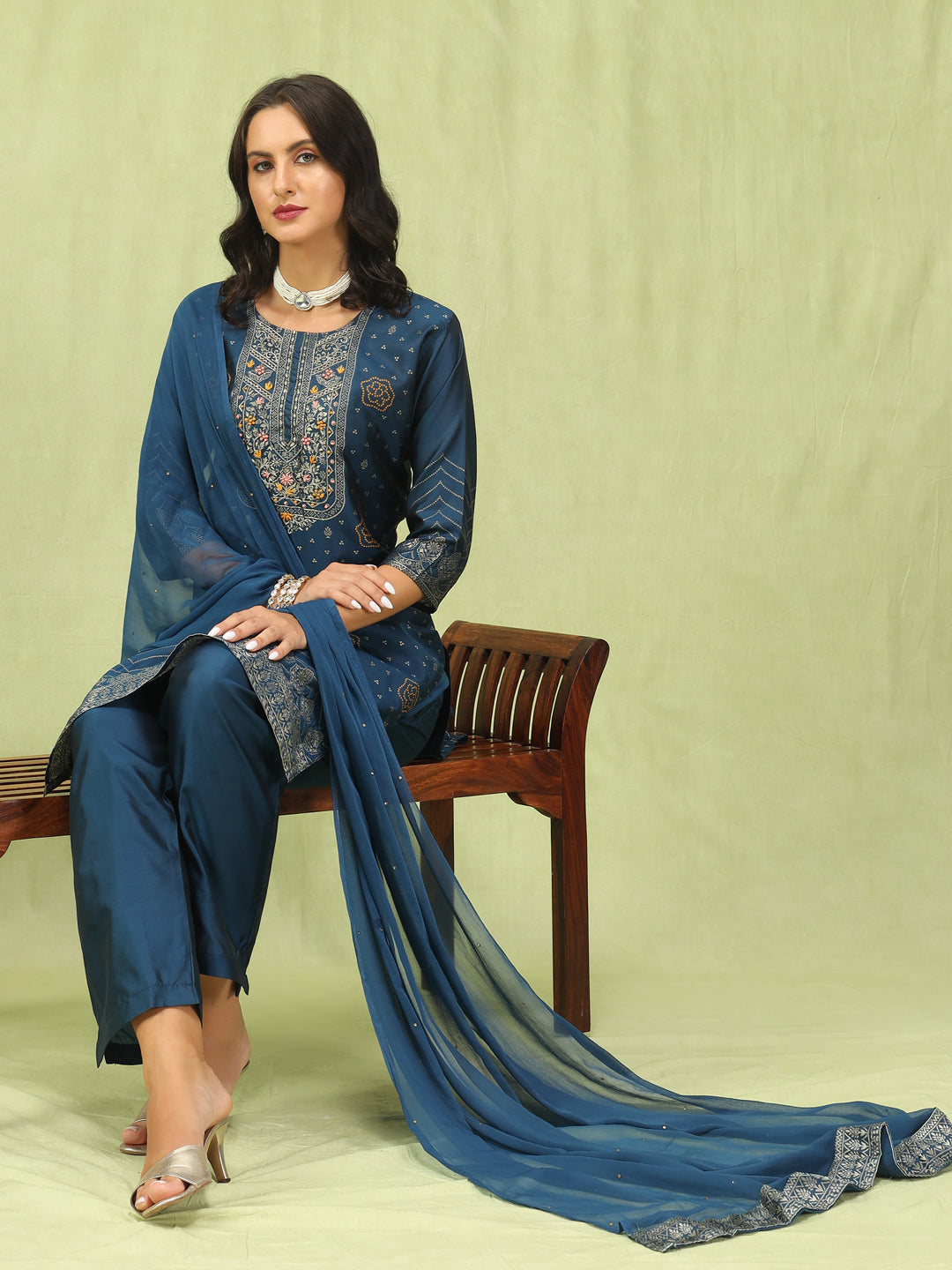 Dhiyona VV Ganga Women Cotton Silk Blend Straight Suit Set with Handwork