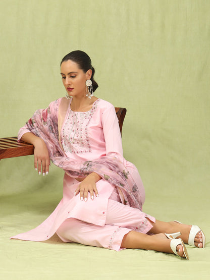 Dhiyona VV KesarSaga Pink Women Silk Blend Kurta and Trousers Pant Set