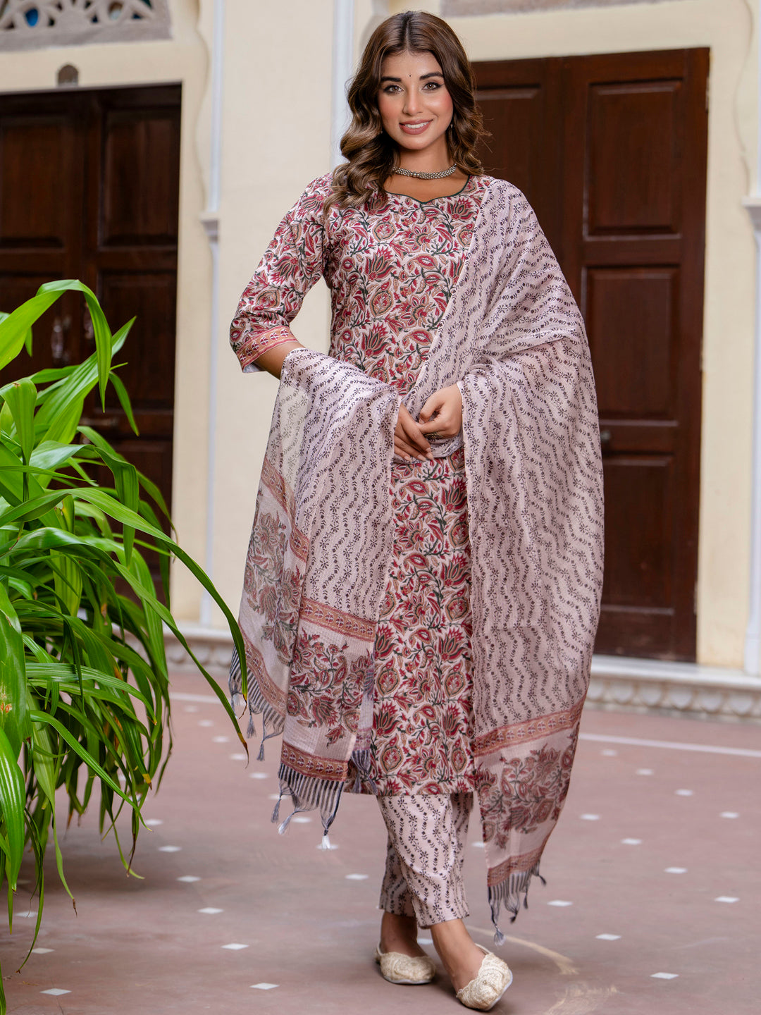 Dhiyona VV Women Cotton Blend Kurta Pant Dupatta Set