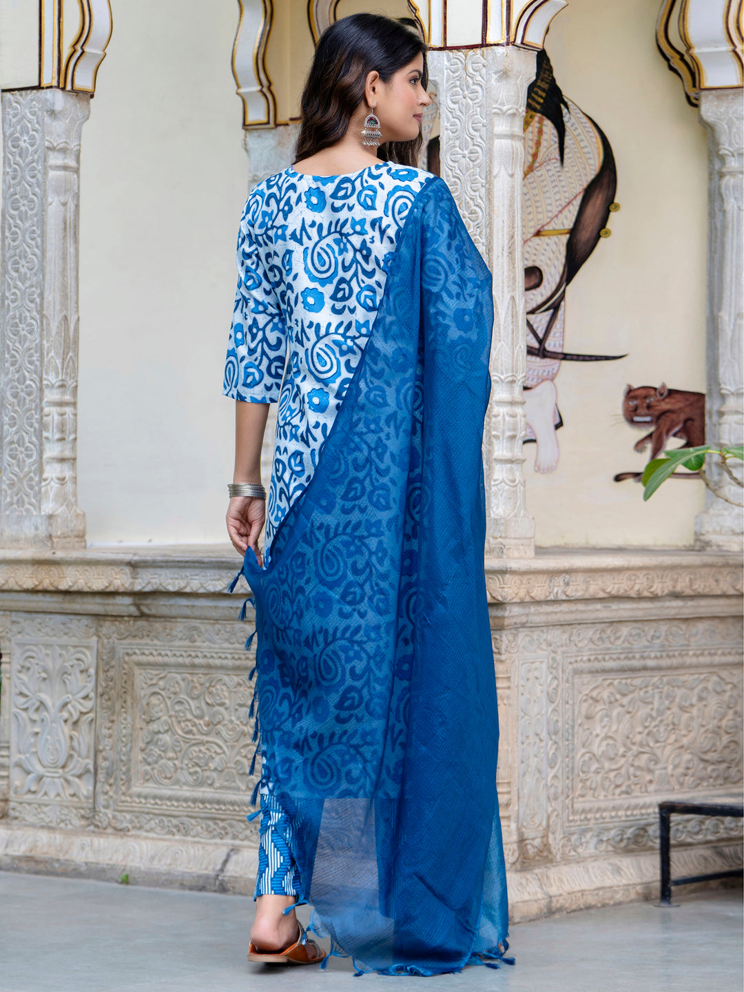 Dhiyona VV Women Cotton Blend Kurta Pant Dupatta Set