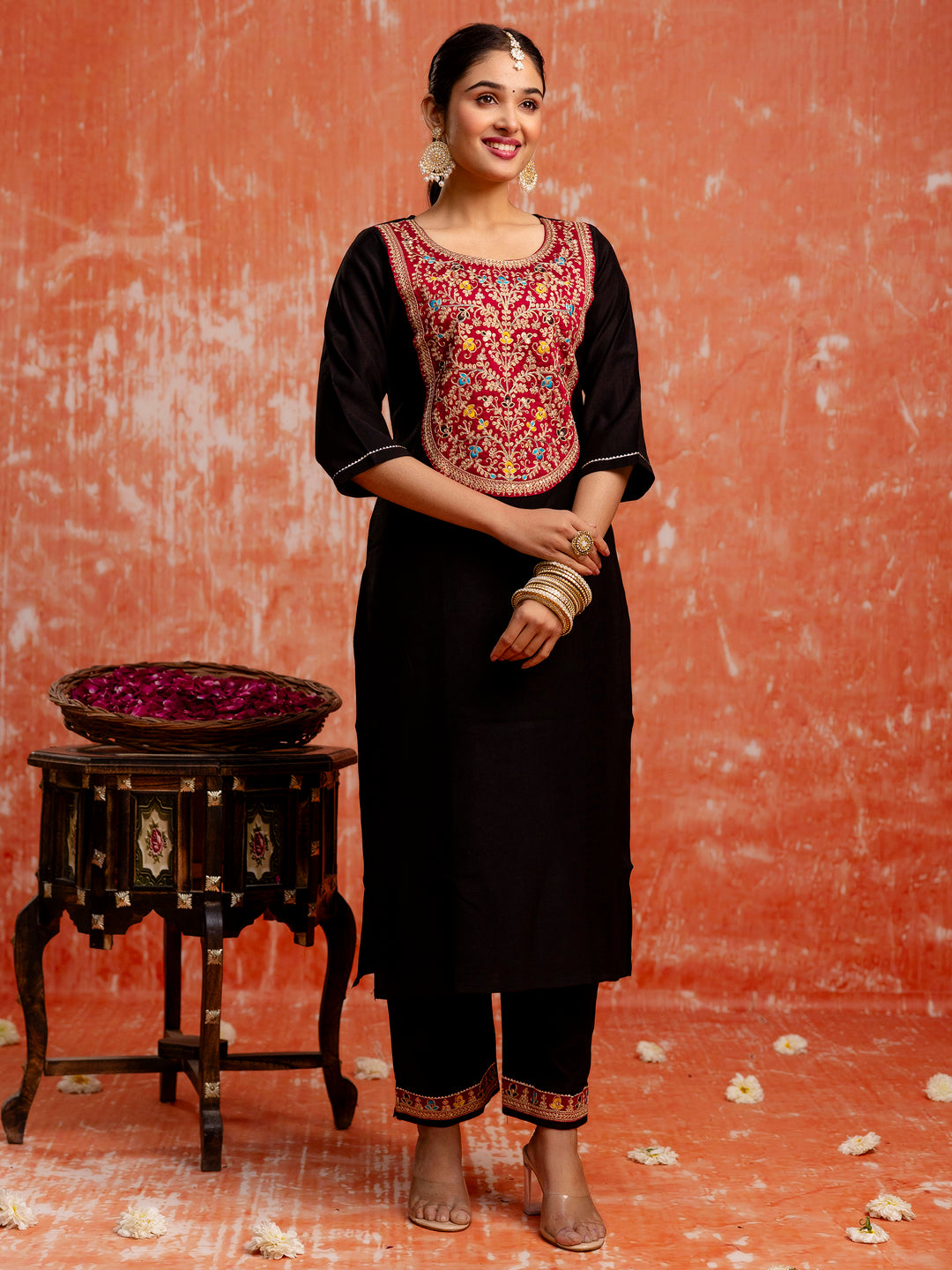 Dhiyona VV Embroidery Straight Black Kurta & Pant with Dupatta Set