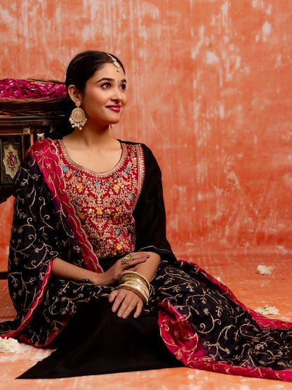 Dhiyona VV Embroidery Straight Black Kurta & Pant with Dupatta Set