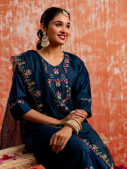 Dhiyona VV Embroidered Kurta Pant Set with Organza Dupatta Modern and Traditional Blend Ethnic Wear Set