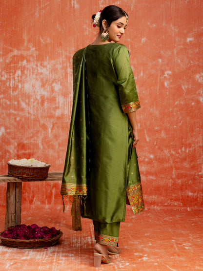 Dhiyona VV Jiya Women Mehndi Yoke Design Silk Blend Straight Suit With Dupatta