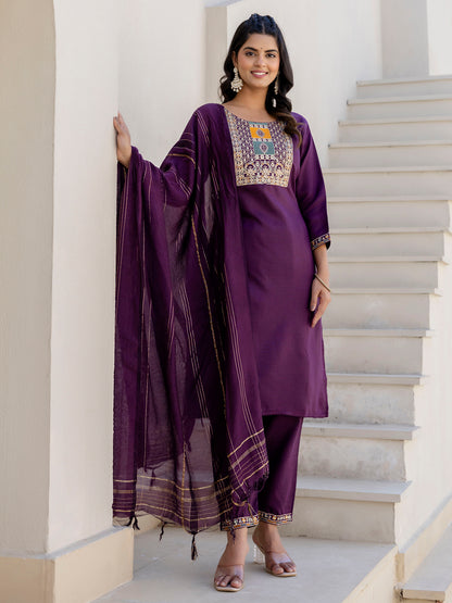 Dhiyona VV Ilina Women Kurta and Trousers Pant Sets Cotton Blend