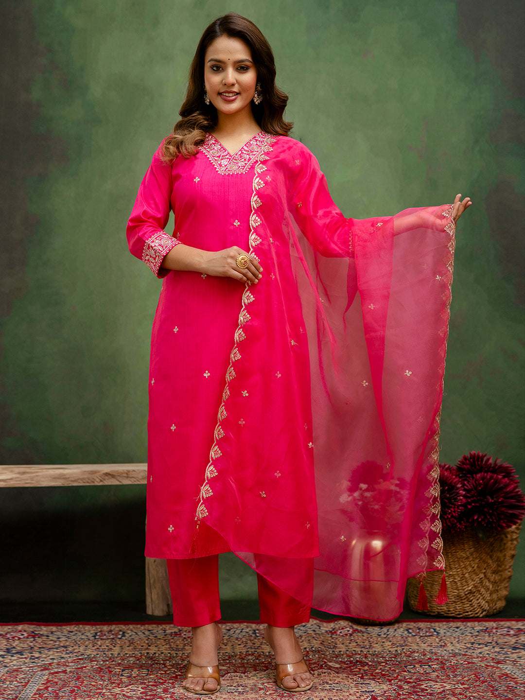 Dhiyona VV Tulsi Pink Women Kurta Sets With Dupatta Straight Suits