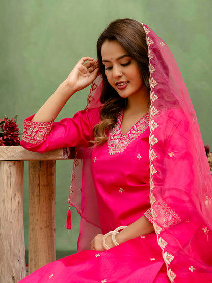 Dhiyona VV Tulsi Pink Women Kurta Sets With Dupatta Straight Suits