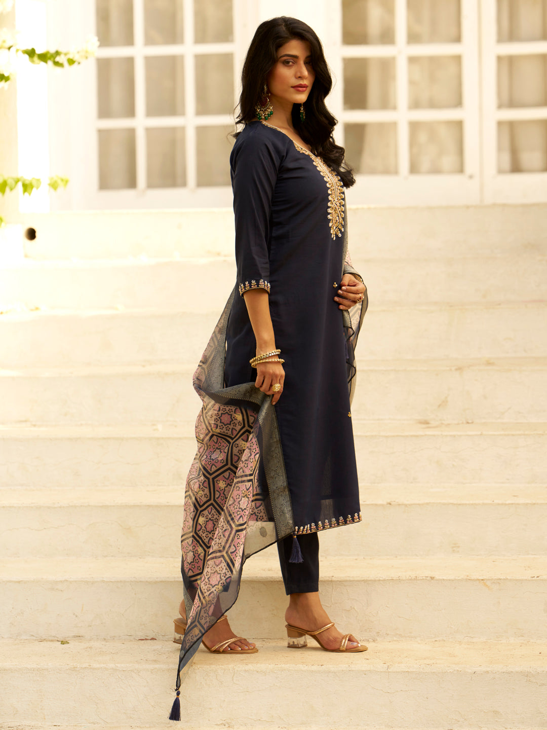 Dhiyona VV Abhiprithi Blue Embroidered Women Kurta Sets With Dupatta Straight Suits